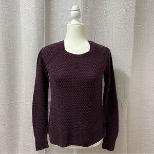 American Eagle Outfitters Women’s Textured Plum,Burgundy Sweater Size Medium Y2K